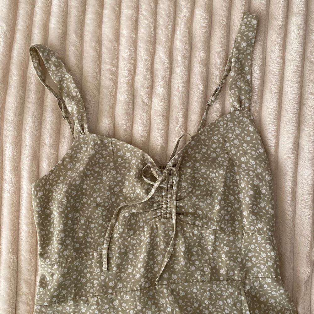 Abercrombie & Fitch Mid Dress